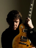 2011. február 06.-án elhunyt Gary Moore