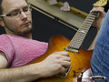 TOM QUAYLE -  magyar gitárokon, a Fibenare mesterhangszerein játszik