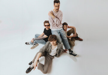 A világ széthullik, de a hangzás összeállt: itt az imago mundi albuma